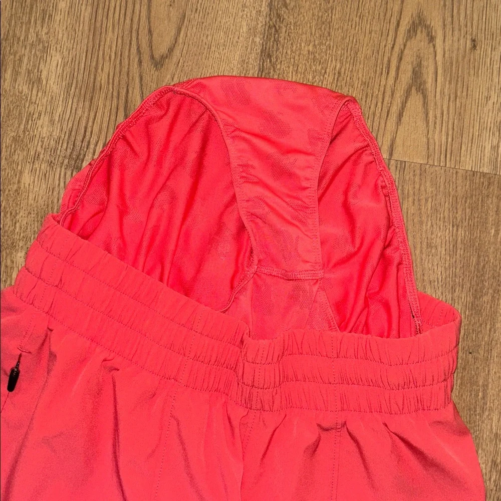 Rabbit running shorts built in brief XS - Picture 4 of 11